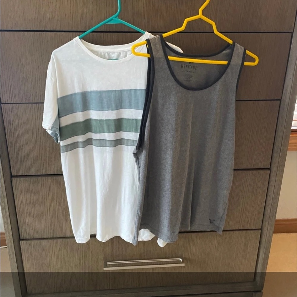 American Eagle top bundle - size L